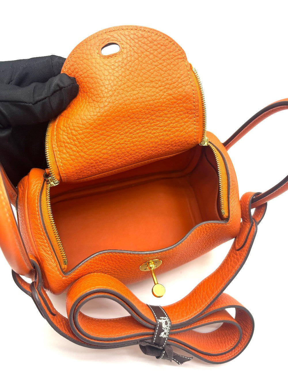 Preowned. Hermes Mini Lindy Orange Togo GHW. ZMM910CA|17826