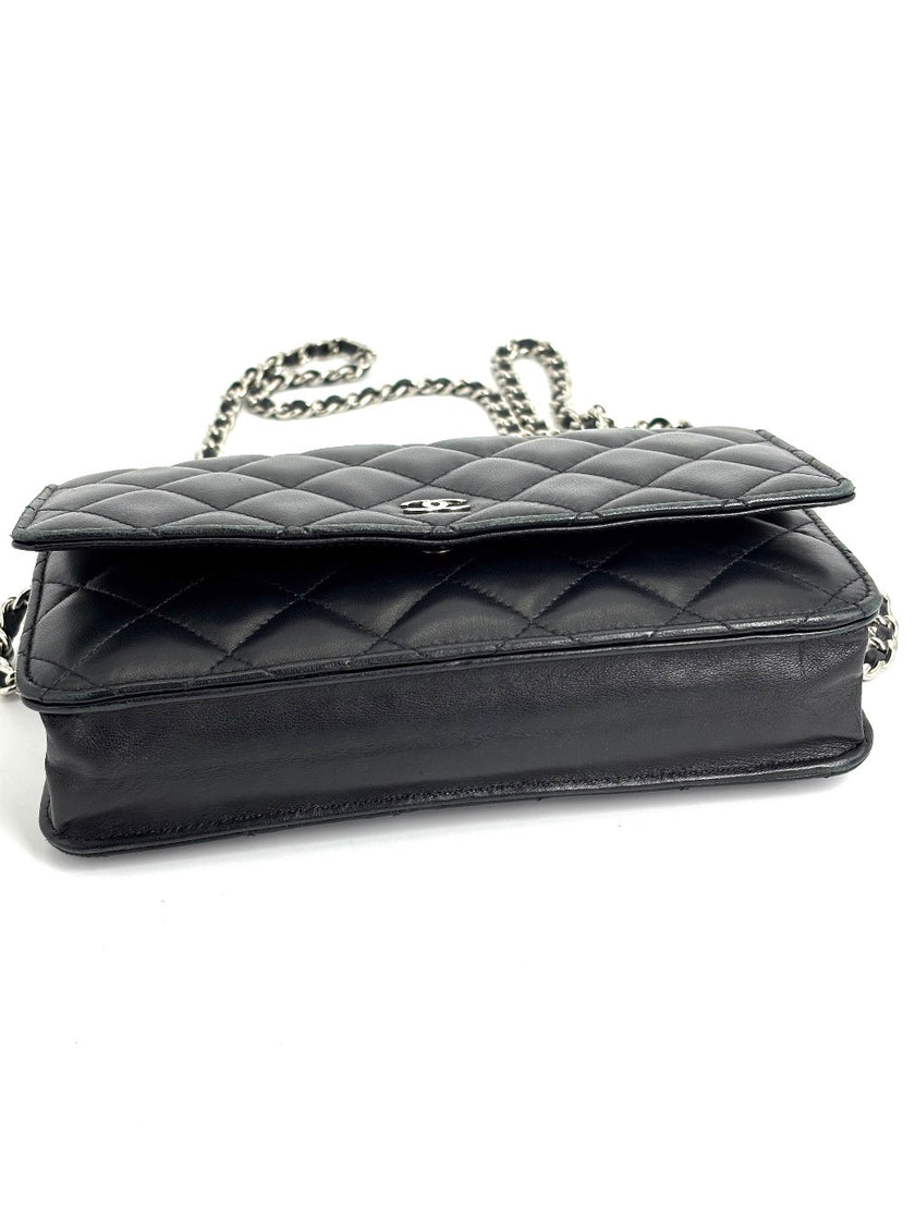 Preowned. Chanel WOC Black Lamb. 27800839|4108