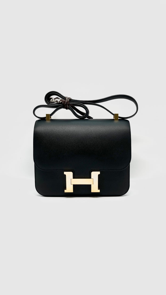 Like New. Hermes Constance 24 Black Epsom GHW. DHT137AX|14499