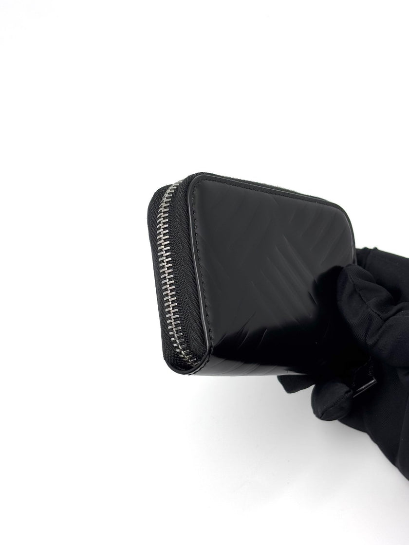 Brand New. Prada Zip Card Holder Black Calfskin|7220