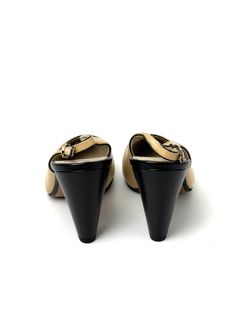 Brand New. Chanel Slingback Low Heel Beige Gold. 37.5|7670