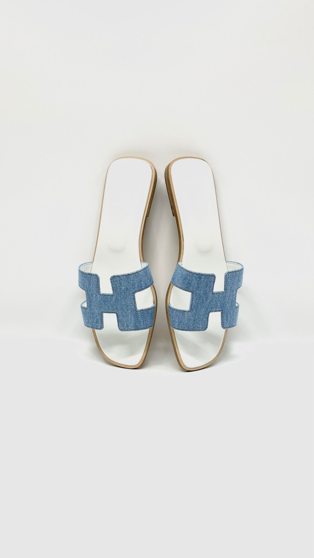 Brand New. Hermes Oran Sandals Light Denim/White. 38.5|10251
