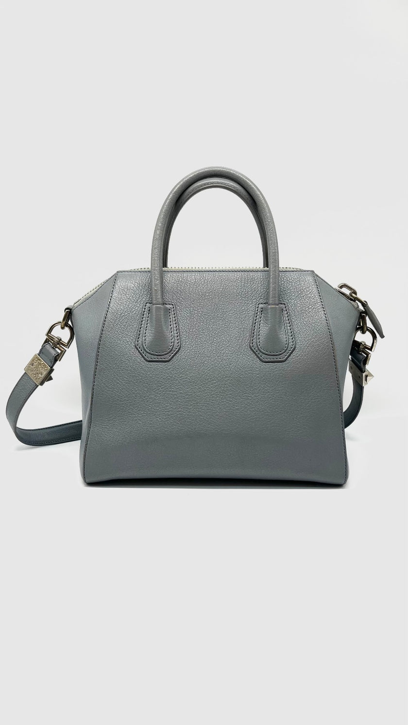 Preowned. Givenchy Antigona Medium Gray SHW. MPB0195|15438