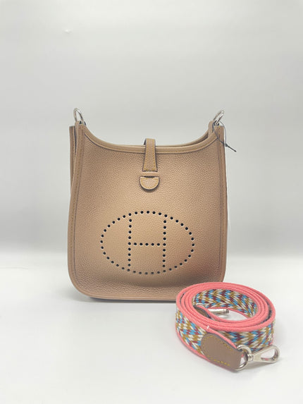 Brand New. Hermes TPM Evelyne Beige De Weimar. YBS006ZB|9033