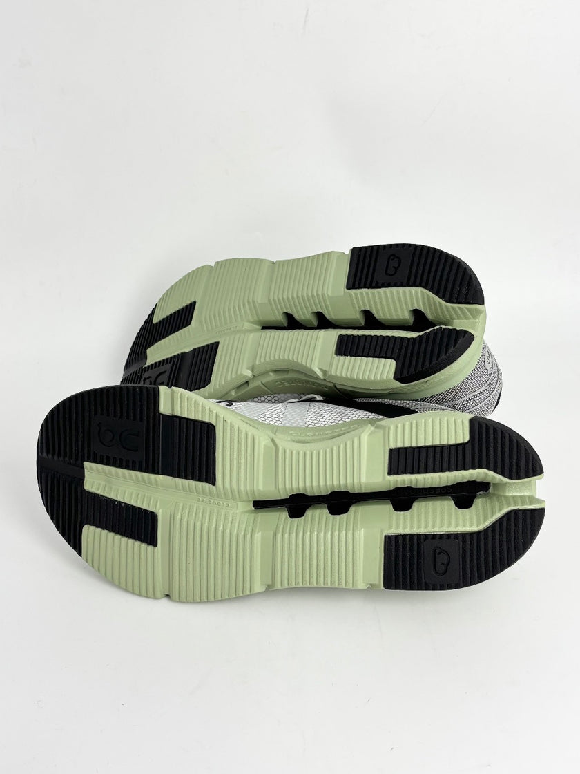 Brand New. On Cloudnova Z5 Rush Sneakers Black/White. 7|12953