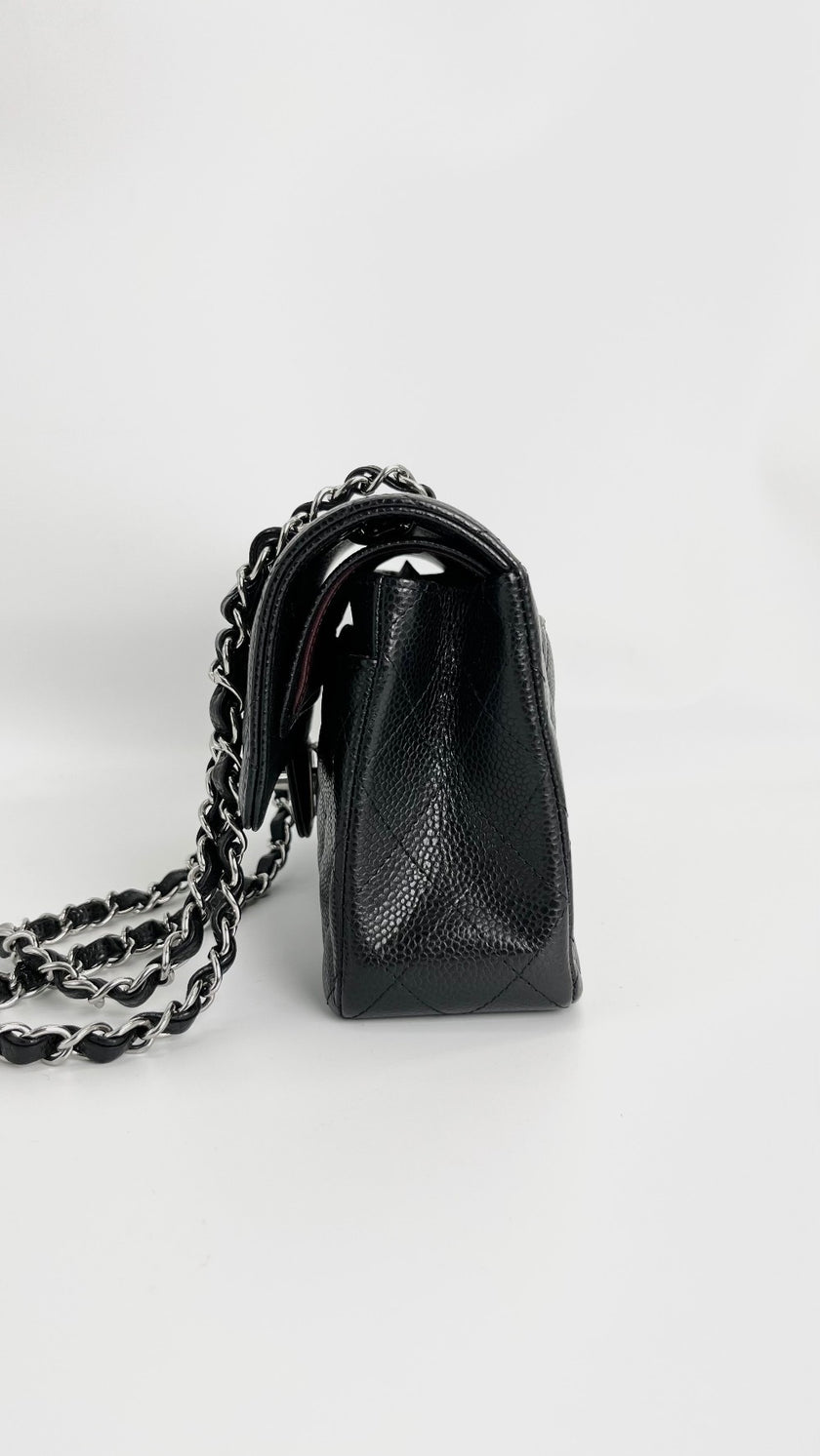 Like New. Chanel Small Flap Black Caviar SHW. EL251GK3|4183