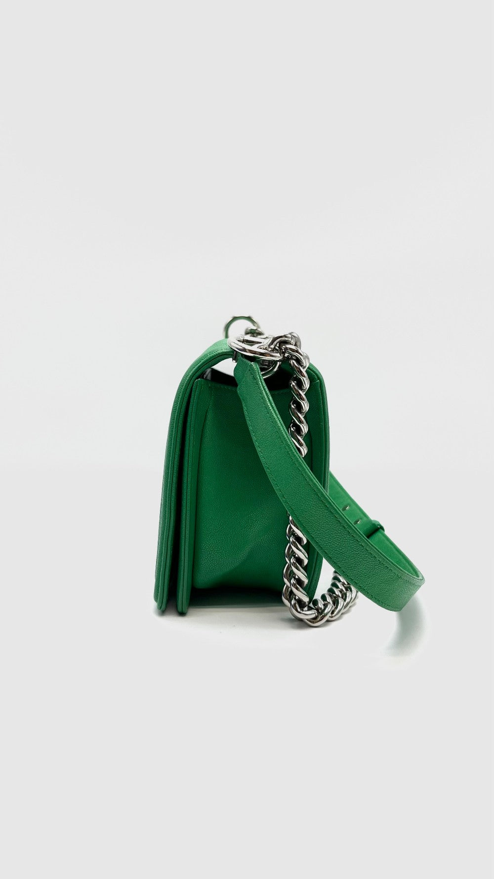 Preowned. Chanel Leboy Old Medium Green Caviar SHW. 30028279|16078