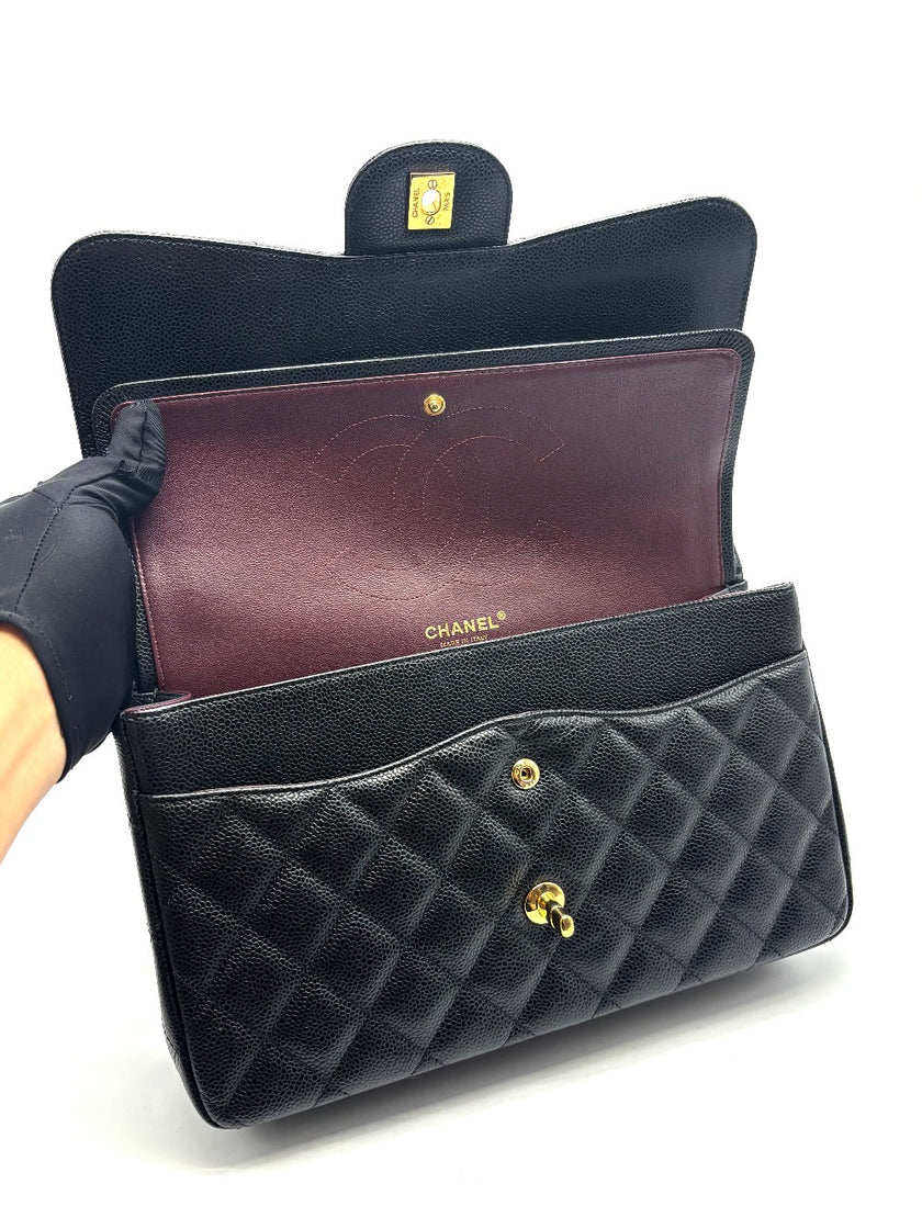 Preowned. Chanel Jumbo Double Flap Caviar Black GHW. 28375805|17132