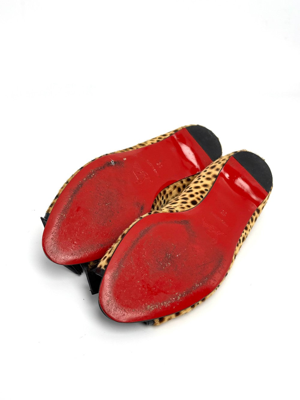 Like New. Louboutin Flats Leopard. 35|10742