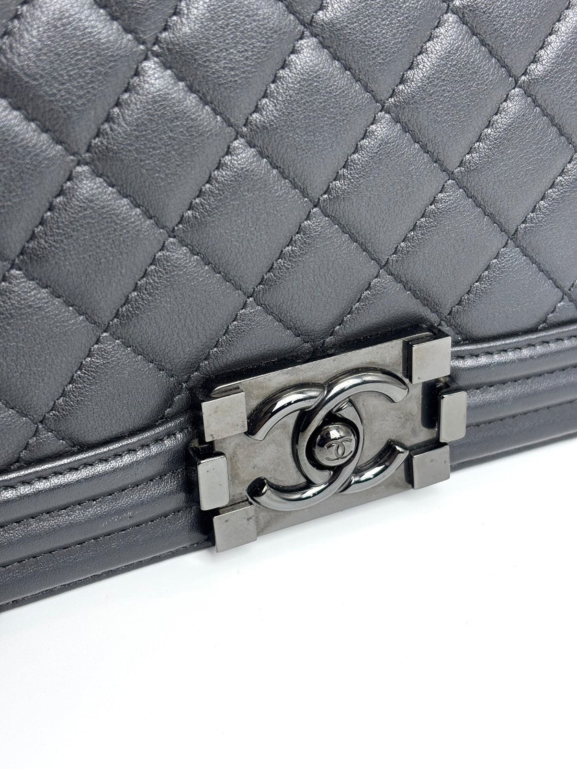 [SALE] Preowned. Chanel Leboy Old Medium So Black. 24954970|4302