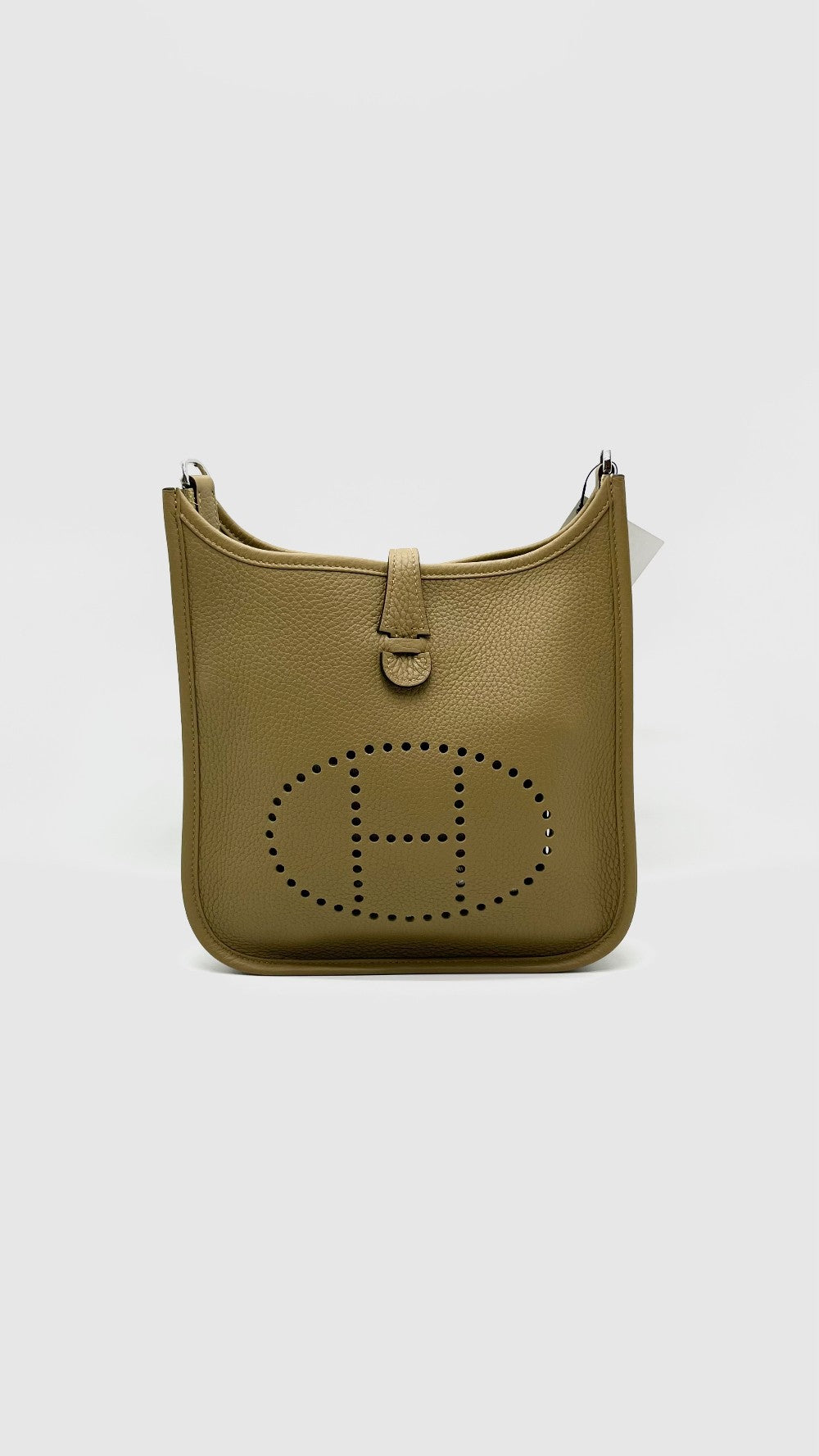 Brand New. Hermes Evelyne 23 Dune Togo PHW. GBS001ZB|16792