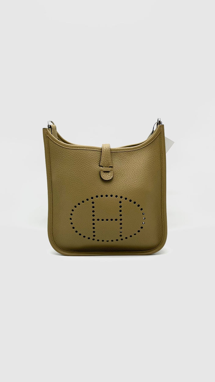 Brand New. Hermes Evelyne 23 Dune Togo PHW. GBS001ZB|16792