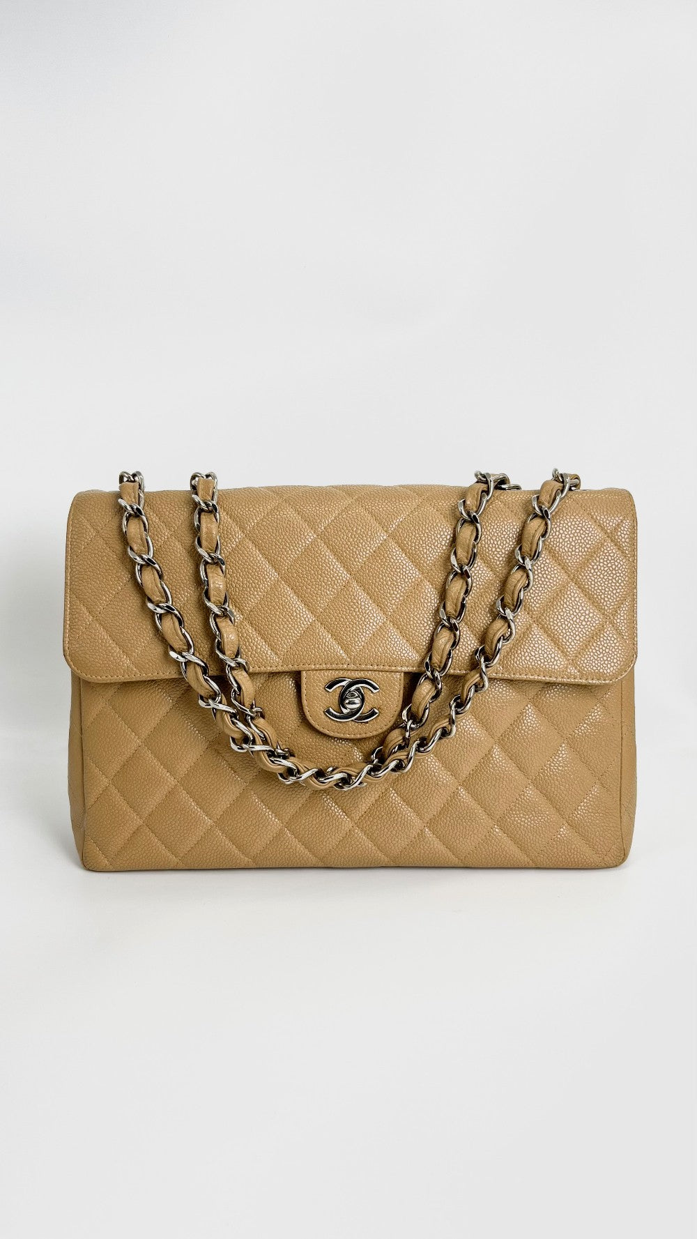 Preowned. Chanel Vintage Tall Flap Beige. 6143234|4247