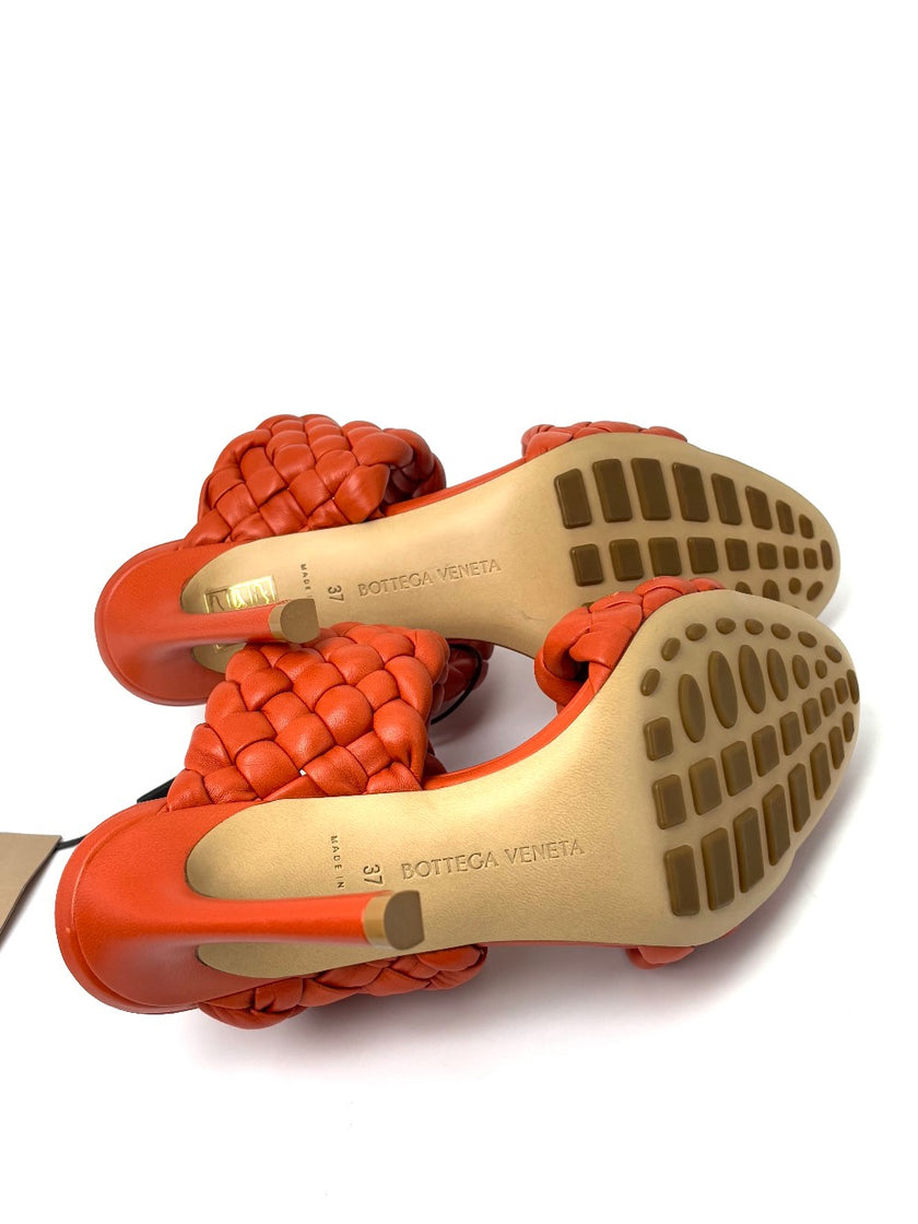 Brand New. Bottega Heel Orange. 37|7525