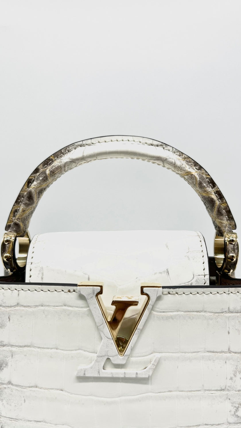 Preowned. LV Capucines Mini Himalayan GHW. Microchip|13821