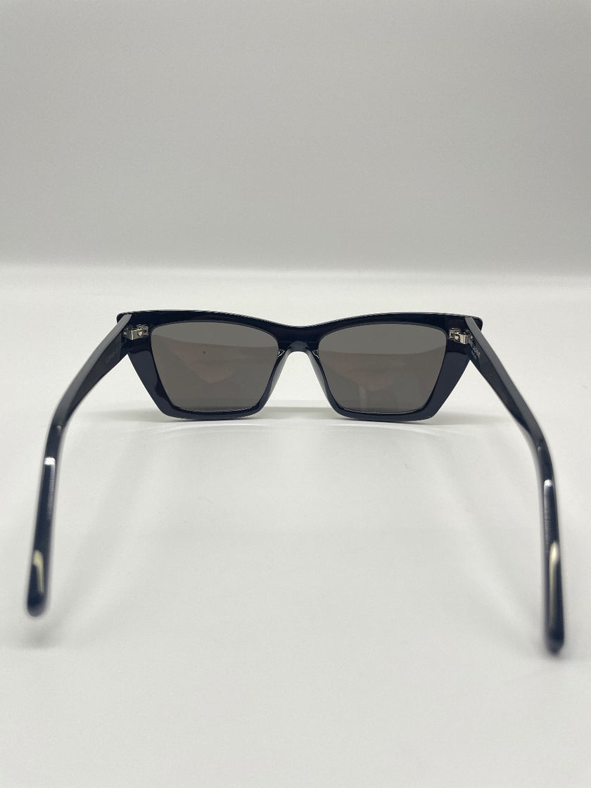 Like New. YSL Shades Black|12539