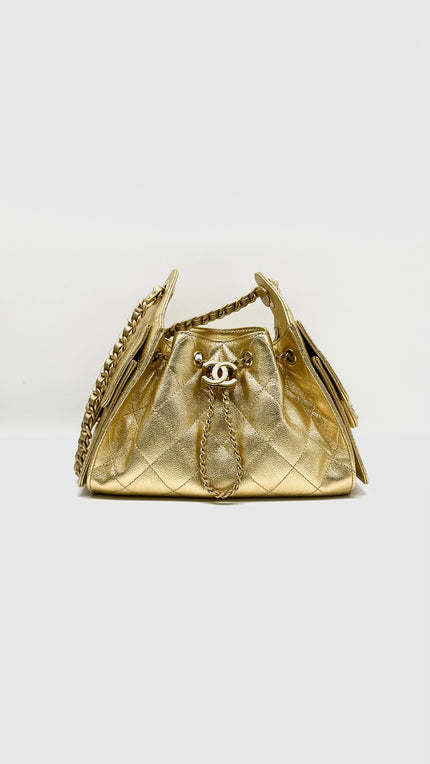 Unused. Chanel 25 Gold Mini Caviar GHW. L3PCG4EE|14603