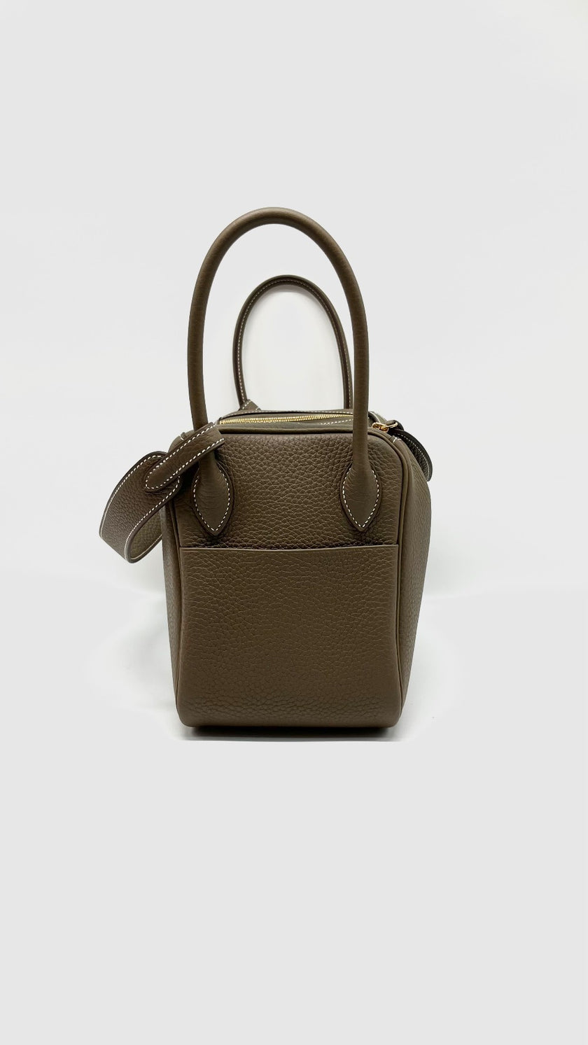 Like New. Hermes Lindy 26 Togo Etoupe GHW. UPY898CU|13322