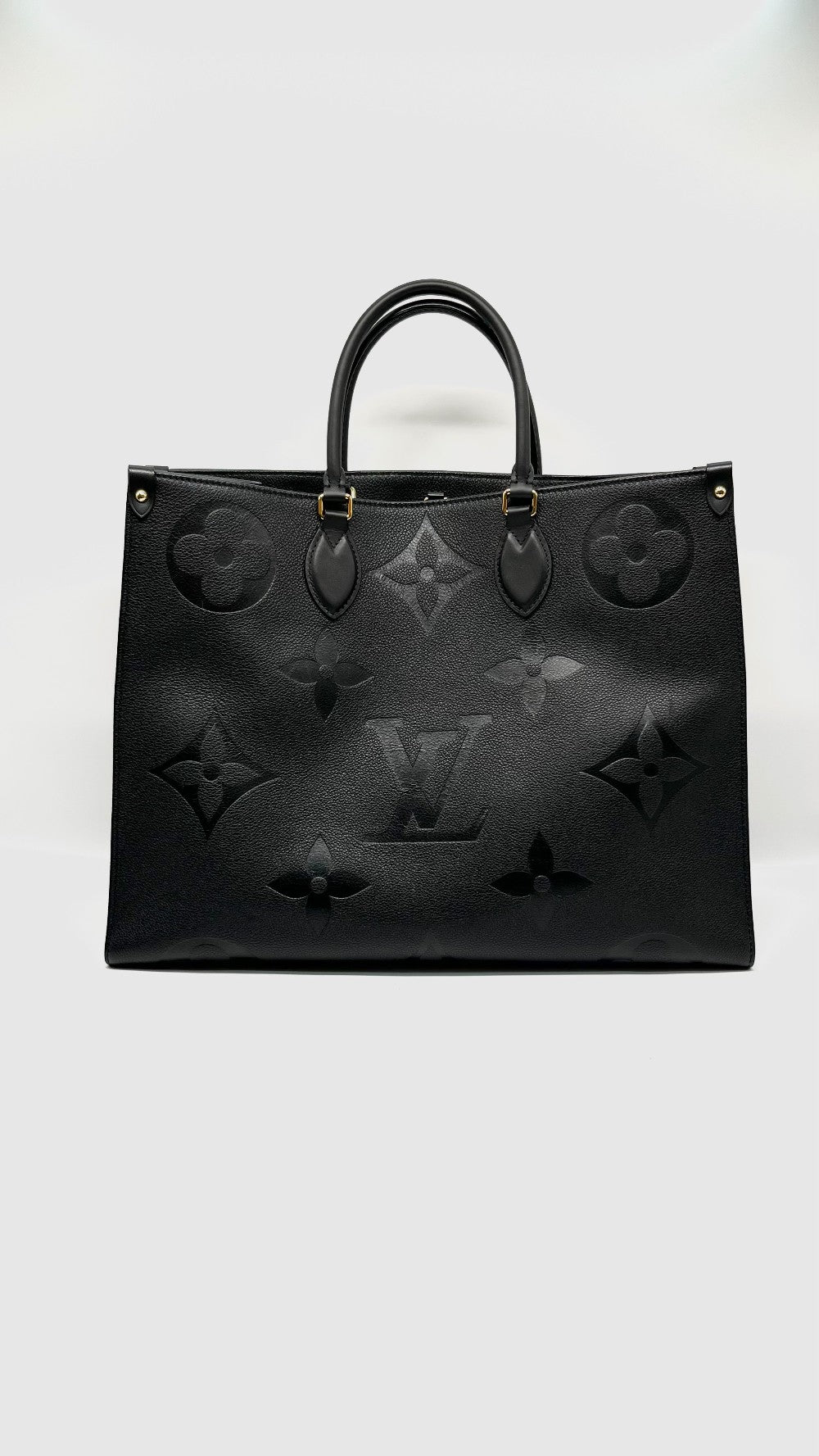 Like. New LV OTG Mono Black. MCHP|13414