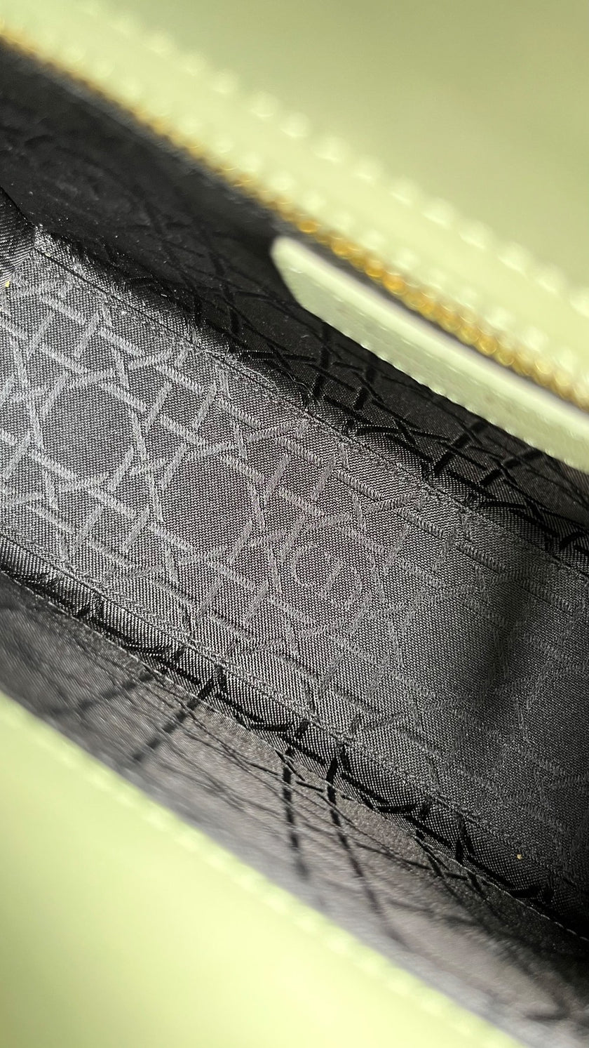 Like New. Lady Dior Small Green. 88-MA-0262|4381