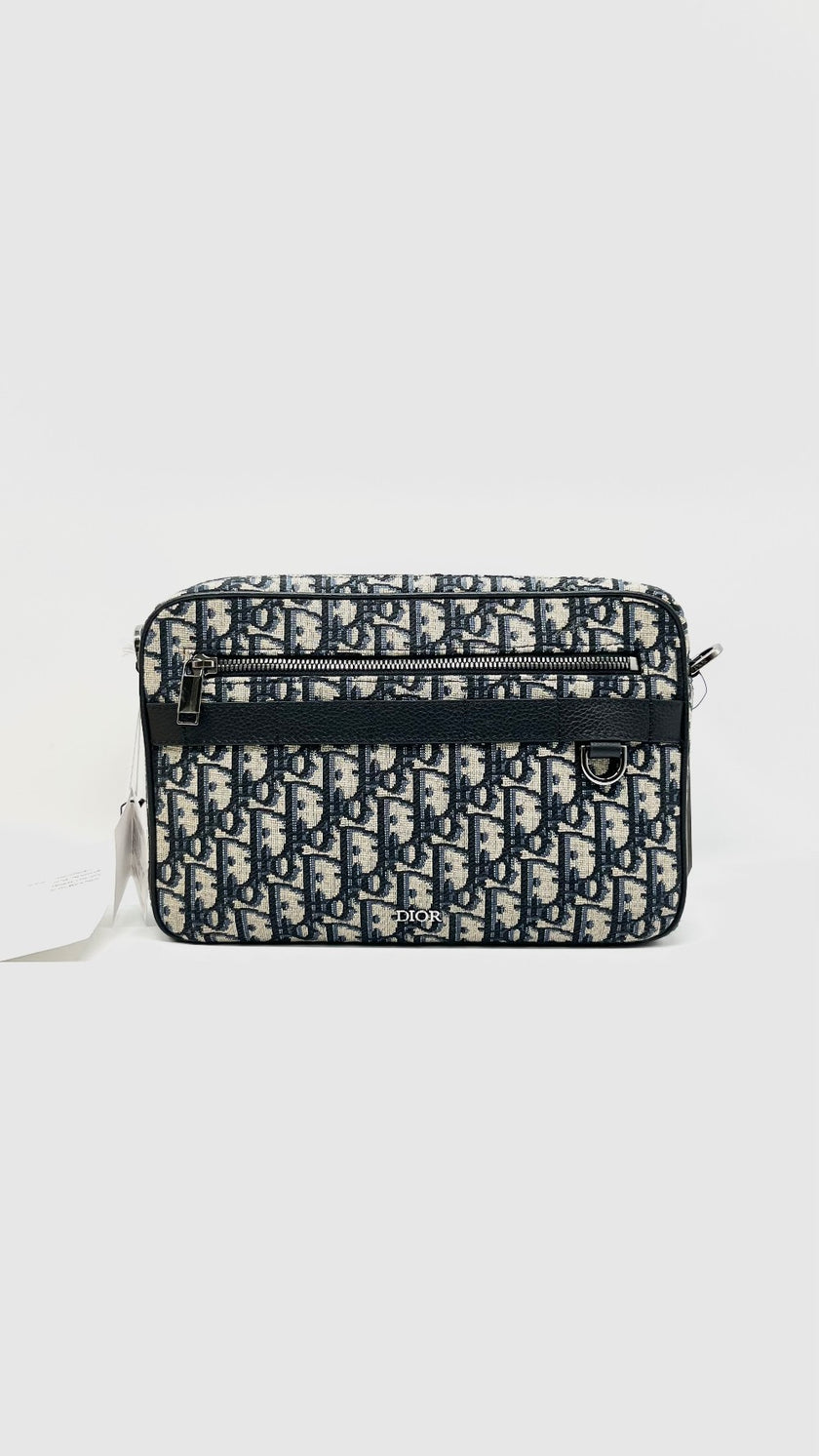 Brand New. Dior Safari Messenger Oblique. 01BO0244|14596