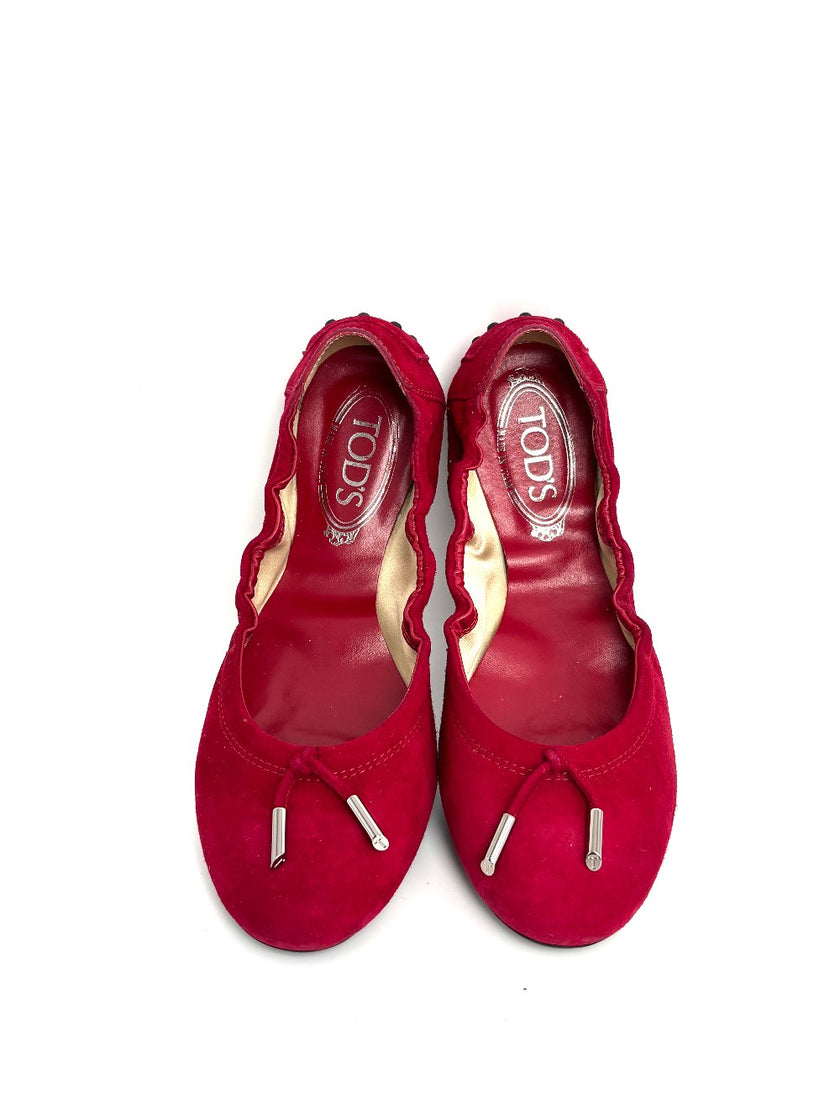 Preowned. Tods Dolls Shoes Red. 38.5|12823