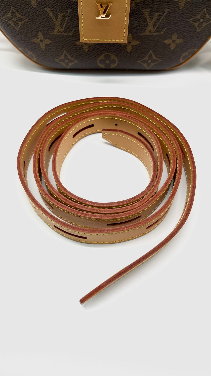 Preowned. LV Boite Chapeau Souple Monogram MM Microchip|12239