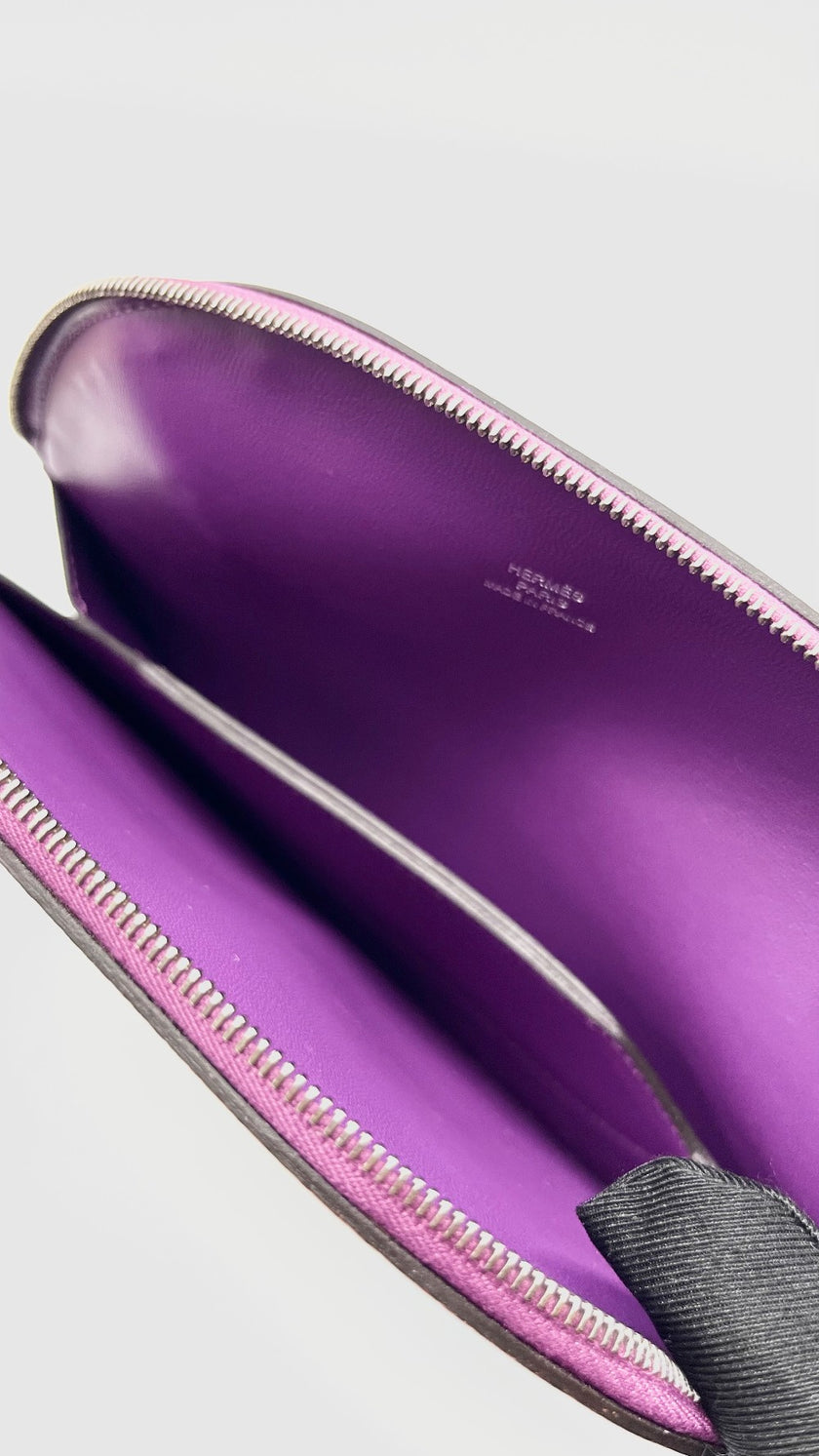 Unused. Hermes In The Loop To-Go Pochette Anemone Mulitcolored. DNN011IO|8528