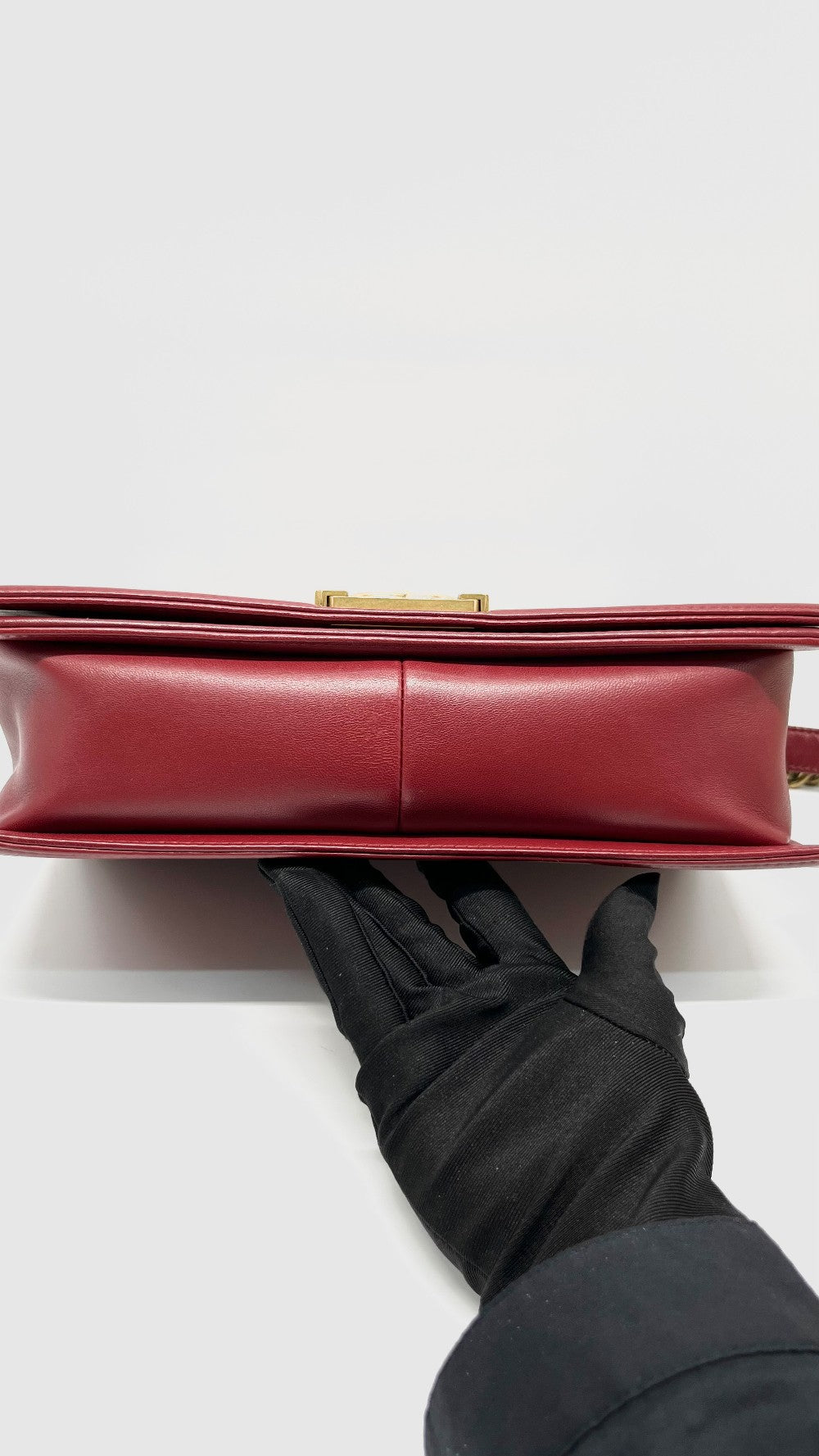 Preowned. Chanel Leboy New Medium Red Lambskin GHW. 19858319|12026