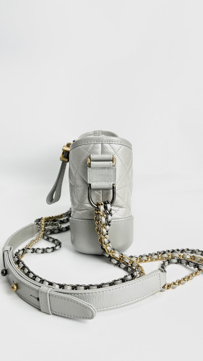 Preowned. Chanel Gabrielle Mini White. 28862821|4240