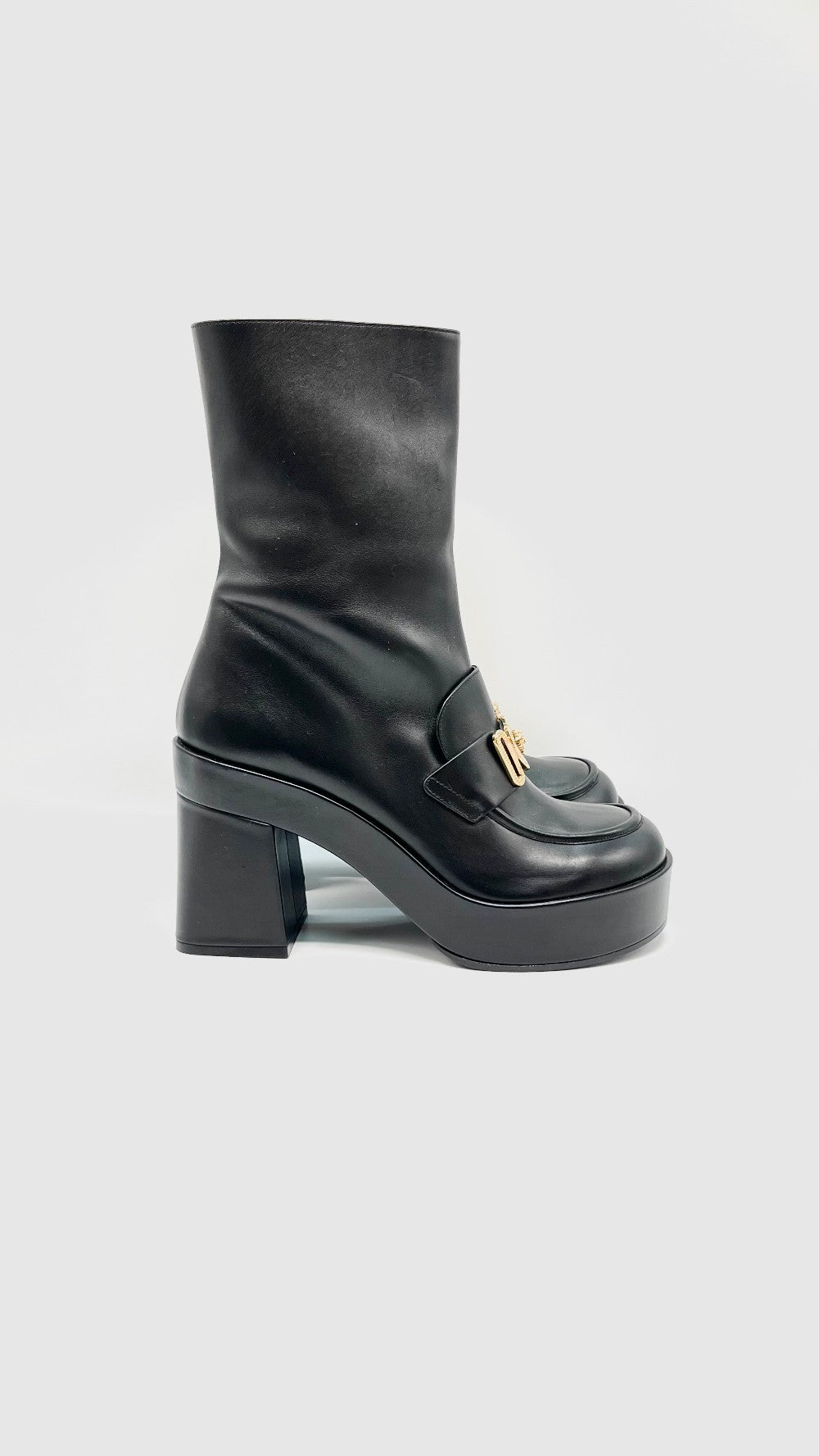 Brand New. Versace Boots Black. 39|10798