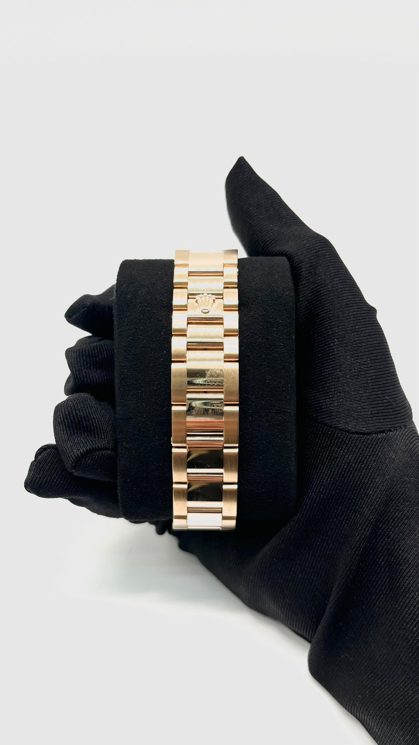 Preowned. Rolex Daydate Pink Computer Dial With Diamonds Full RG Oyster Bracelet 36 MM 14 Links|14363