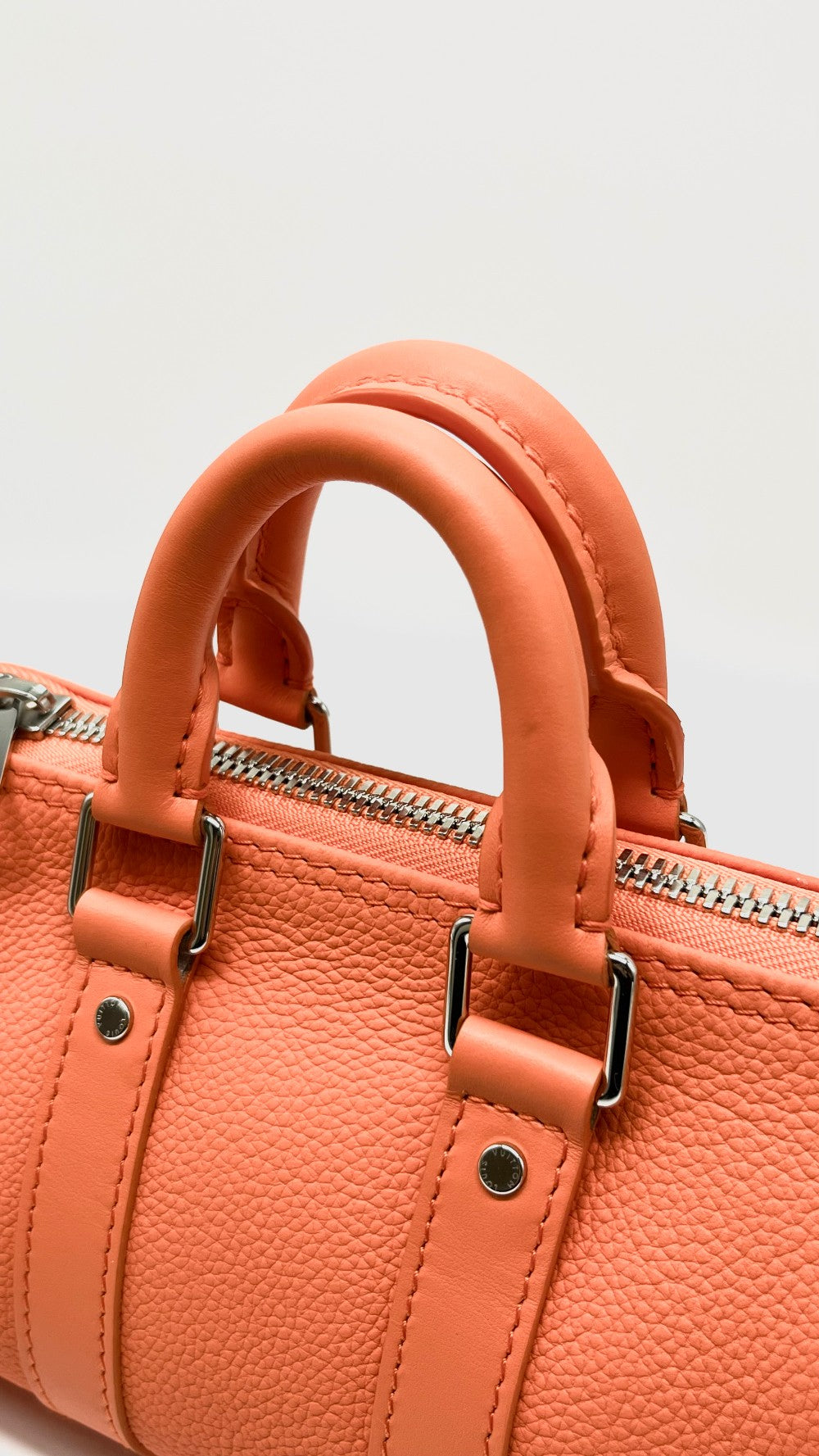 [SALE] Like New. LV Keepall XS Orange. MICROCHIP|7095