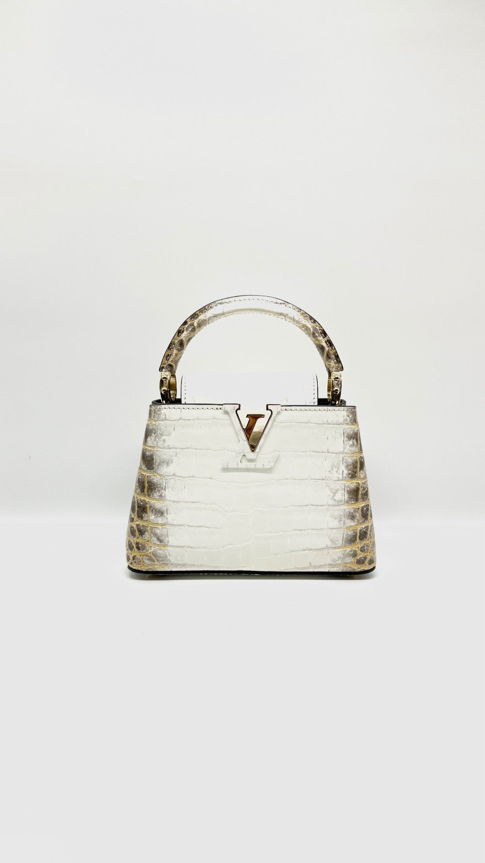 Preowned. LV Capucines Mini Himalayan GHW. Microchip|13819