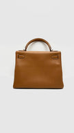 Preowned. Hermes Kelly 28 Gold Togo PHW. Square PN32|15642
