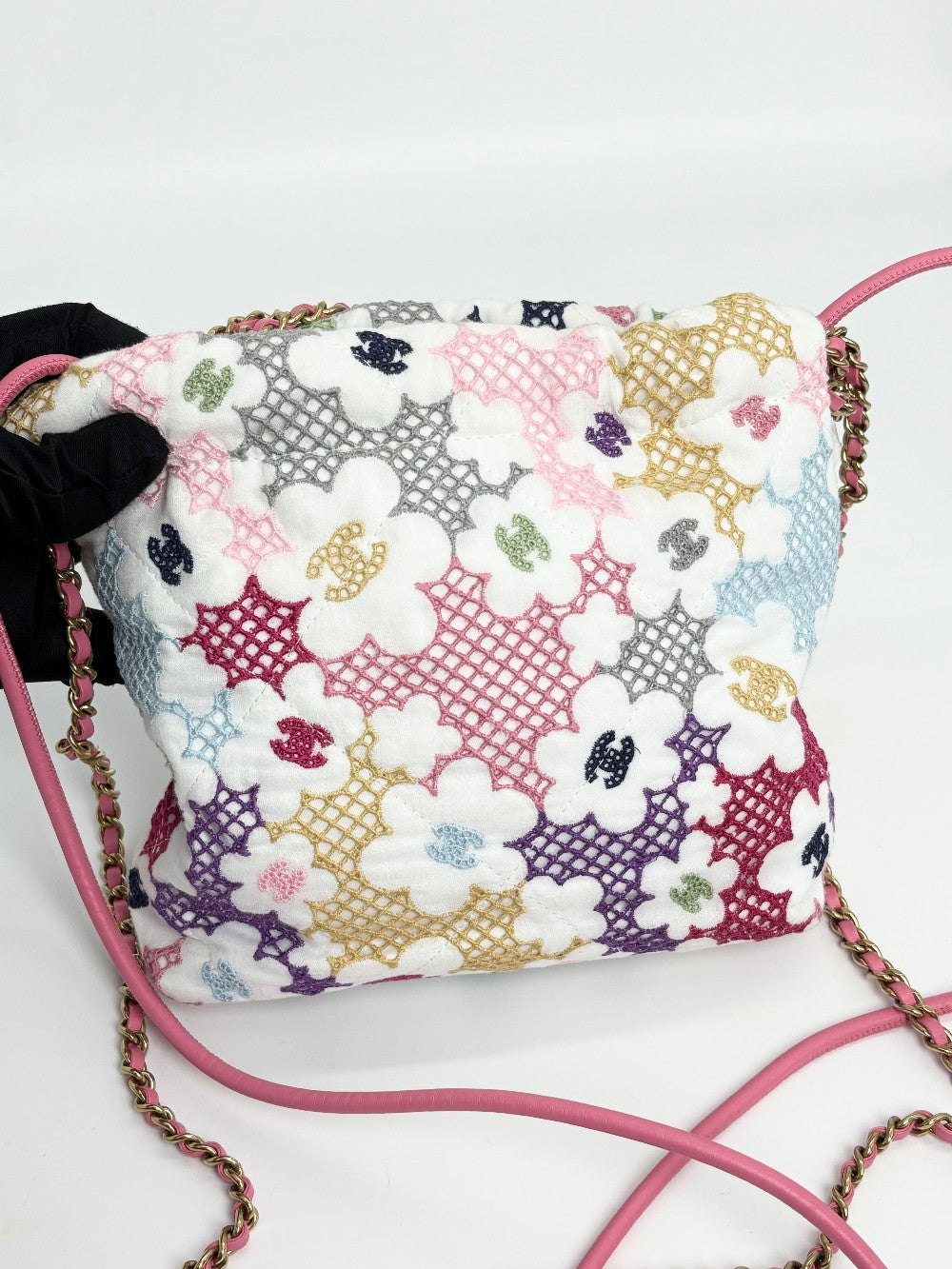 Brand New. Chanel C22 Mini Floral. E3K3PN24|4077