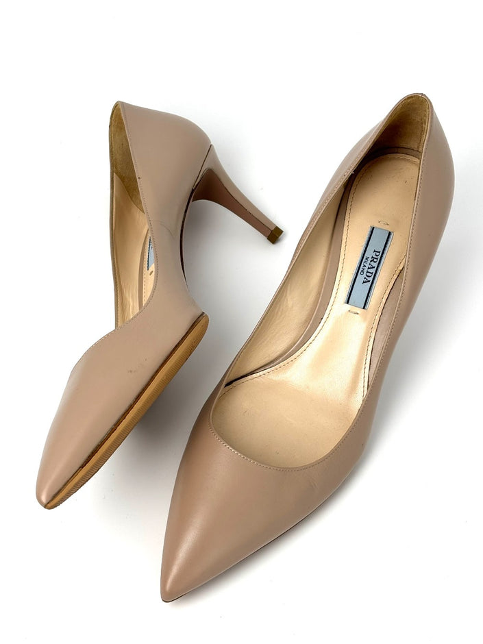 Brand New. Prada Kitten Heel Pumps Nude. 39|8990