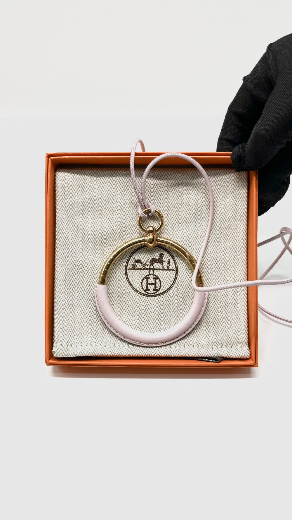 Brand New. Hermes Swift Grand Loop Pink Necklace|9356