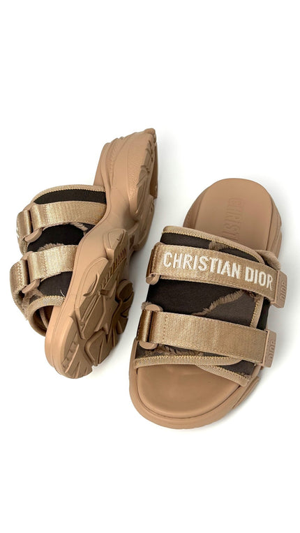 Preowned. Dior Evolution Slides Nude. 36|9022