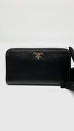 Preowned. Prada Long Zippy Wallet Saffiano Black GHW|5574