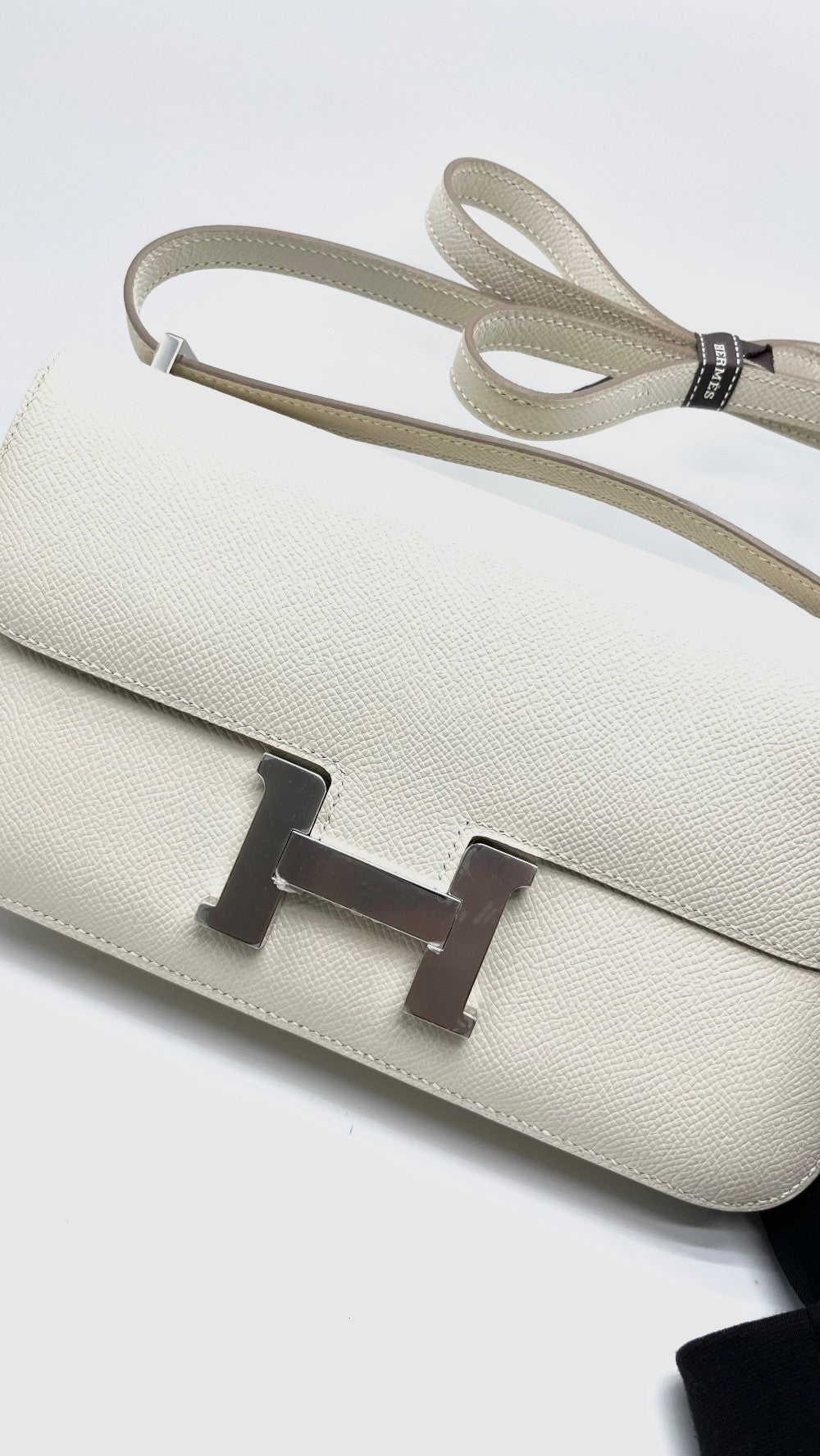 Brand New. Hermes Constance Elan Craie Epsom PHW. WMS942FG|16801