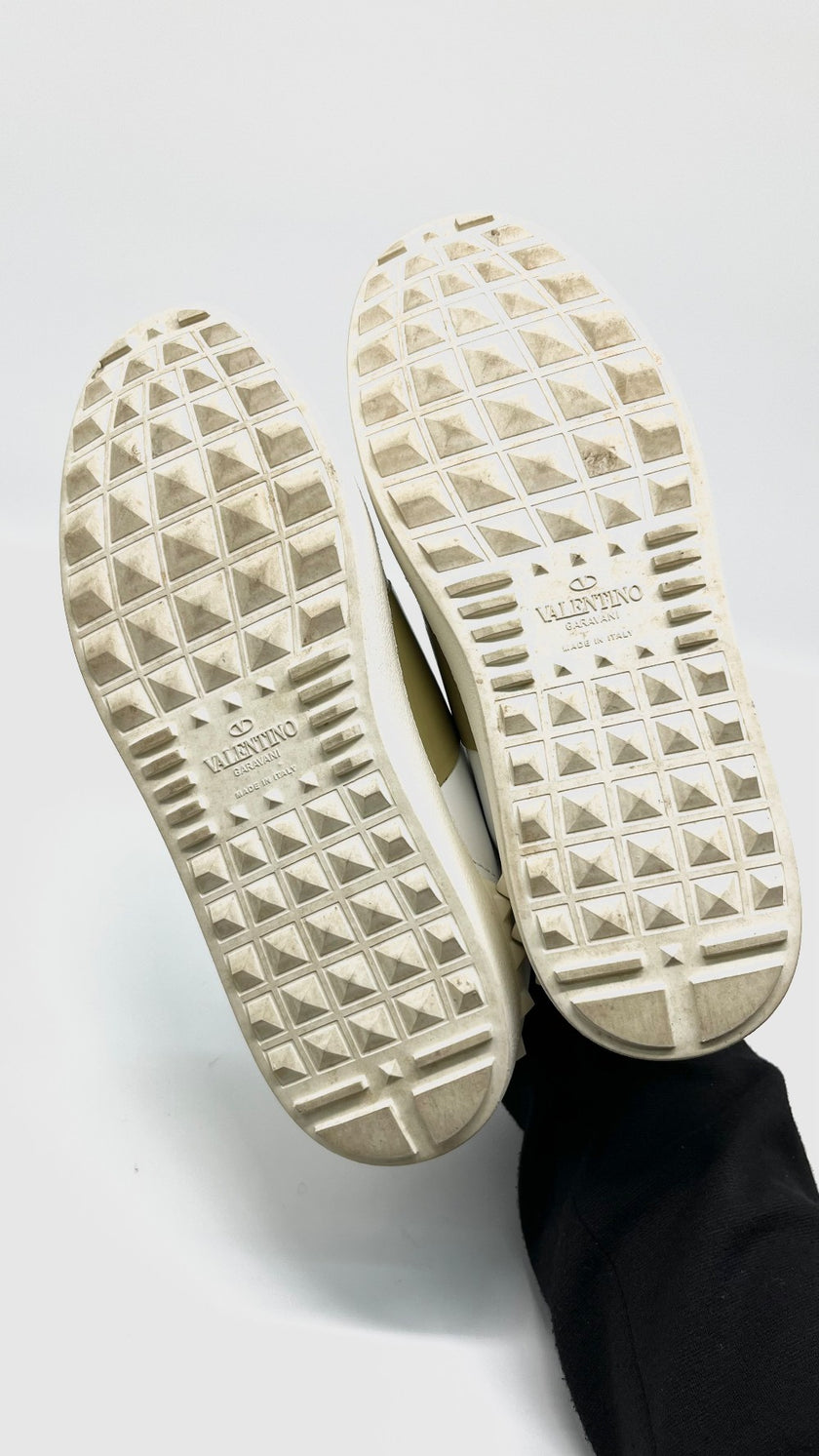 Preowned. Valentino Sneakers White. 36|10764