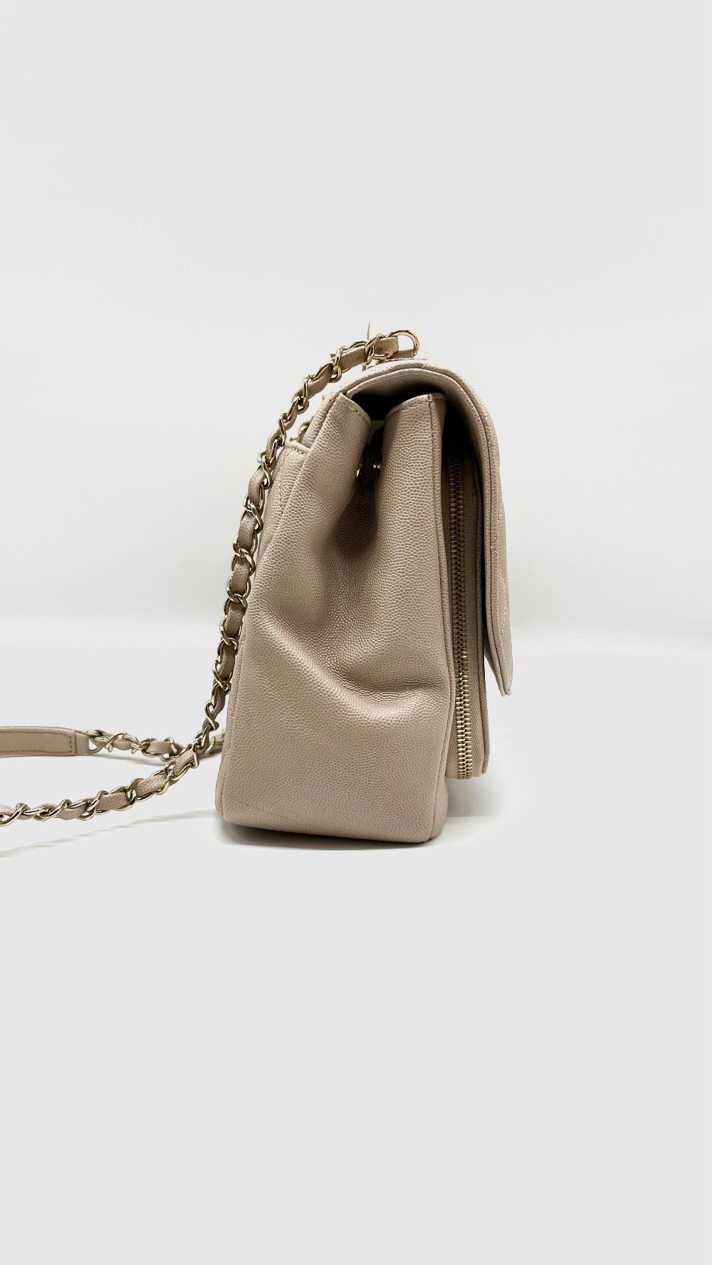 Preowned. Chanel Affinity Flap Bag Beige Caviar Large GHW. 25970507|5499
