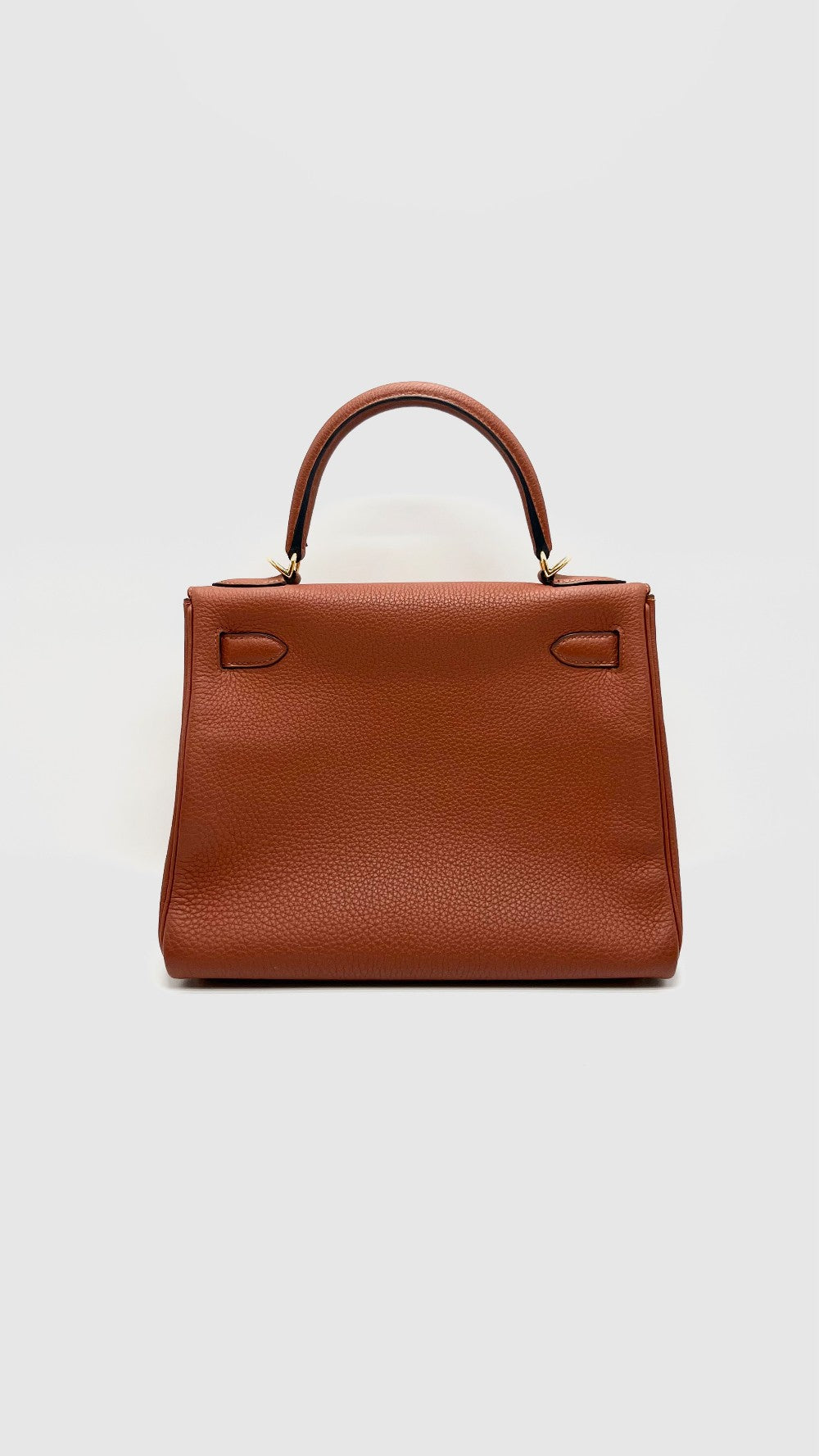 Preowned. Hermes Kelly 28 Cuirve Togo GHW. XHT101BM|15580