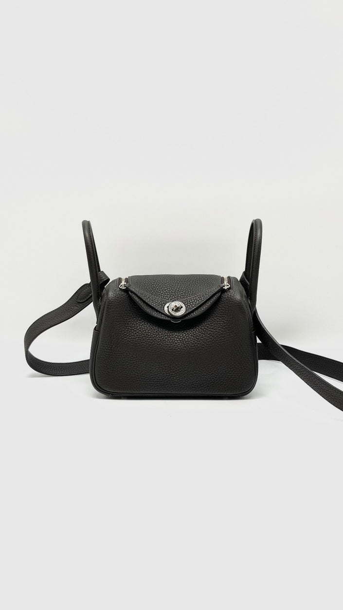 Like New. Hermes Mini Lindy Togo Ebene PHW. DCT382NN|13036