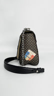 Preowned. LV Time Trunk Twist Damier Shoulder Bag MM SHW. SL2158|4669