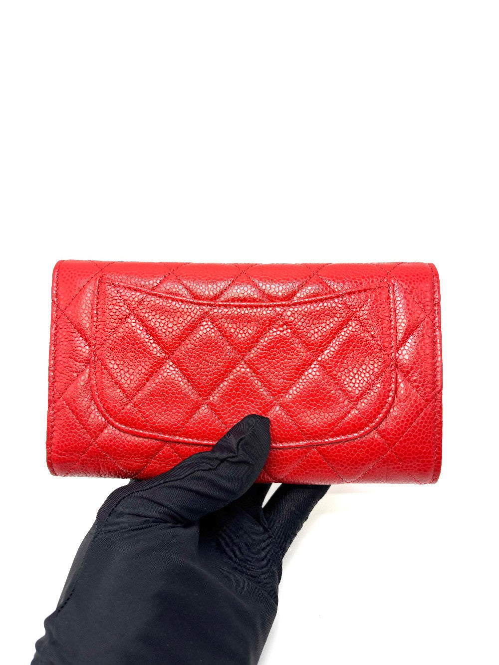 Preowned. Chanel Trifold Red Long Wallet Caviar SHW. 18732120|17970