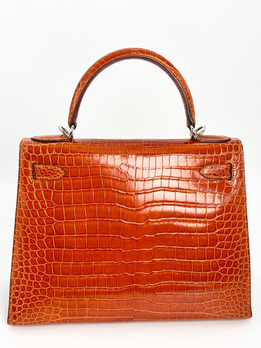 Preowned. Hermes Kelly 28 Alligator Orange. H02509|3431