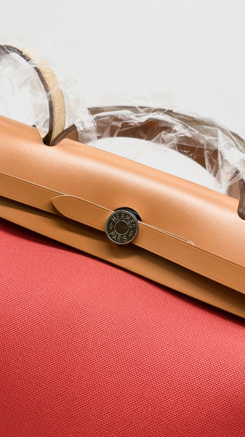 Unused. Hermes Herbag 31 Sanguine Canvas PHW. ATS007AU|15072