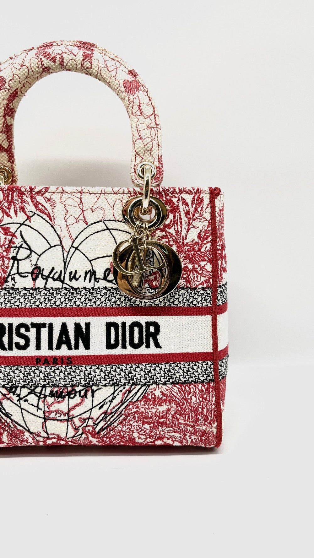 Preowned. Lady Dior Medium Royaume d'Amour Red Canvas. 50MA0261|13860